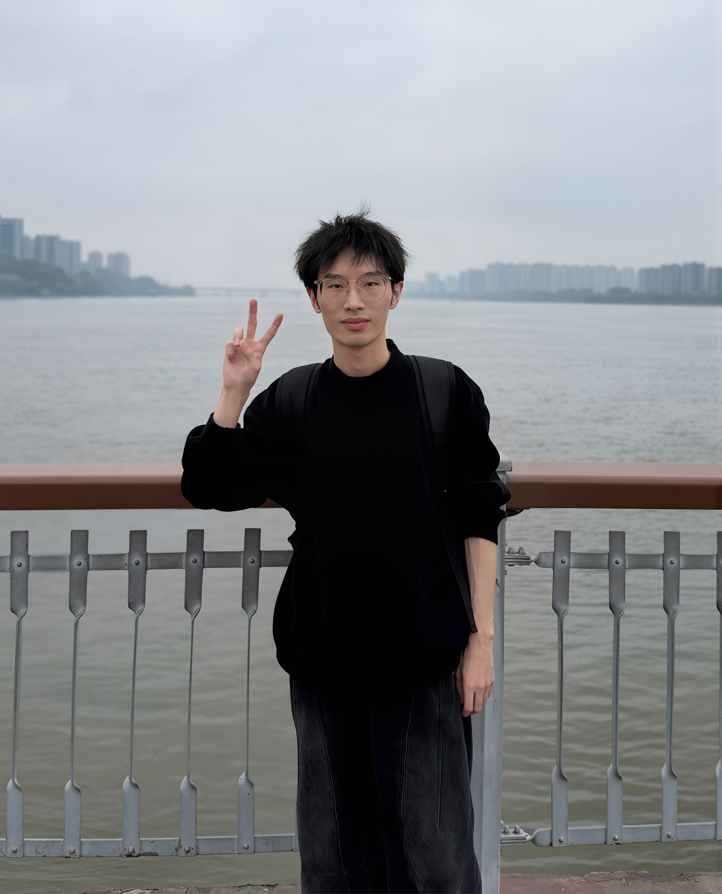 童伟豪.png