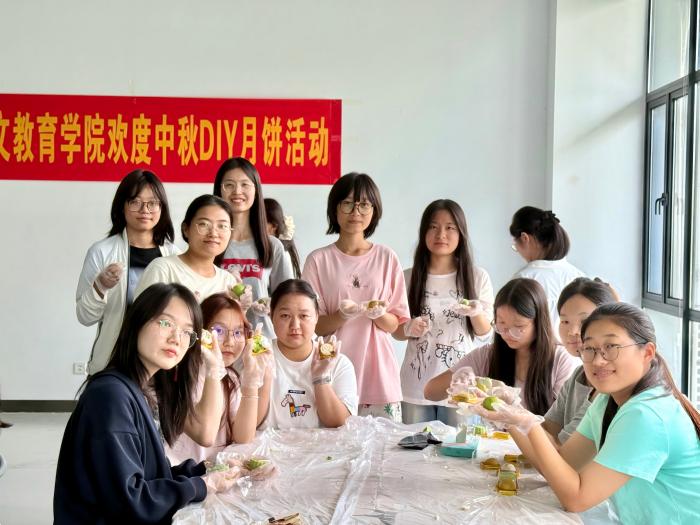 合影留念2(1).jpg